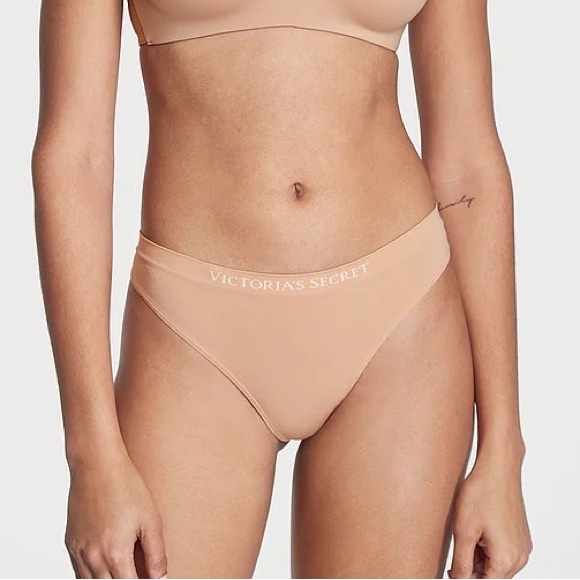 Victoria's Secret Seamless Textured Thong Panty Beige Small NEW - Picture 2 of 6